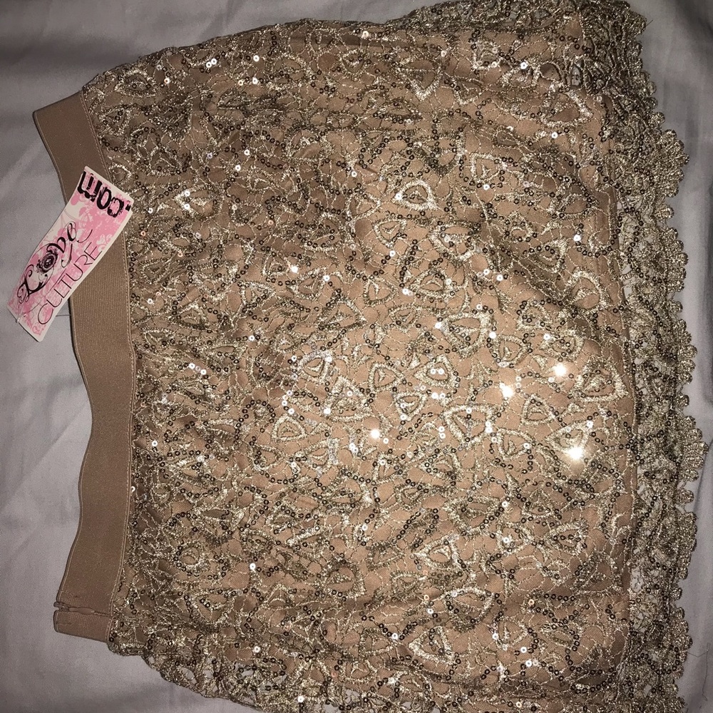 Gold skirt
